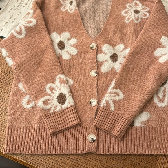 New dusty rose v neck button down cardigan sweater - Picture 2 of 5